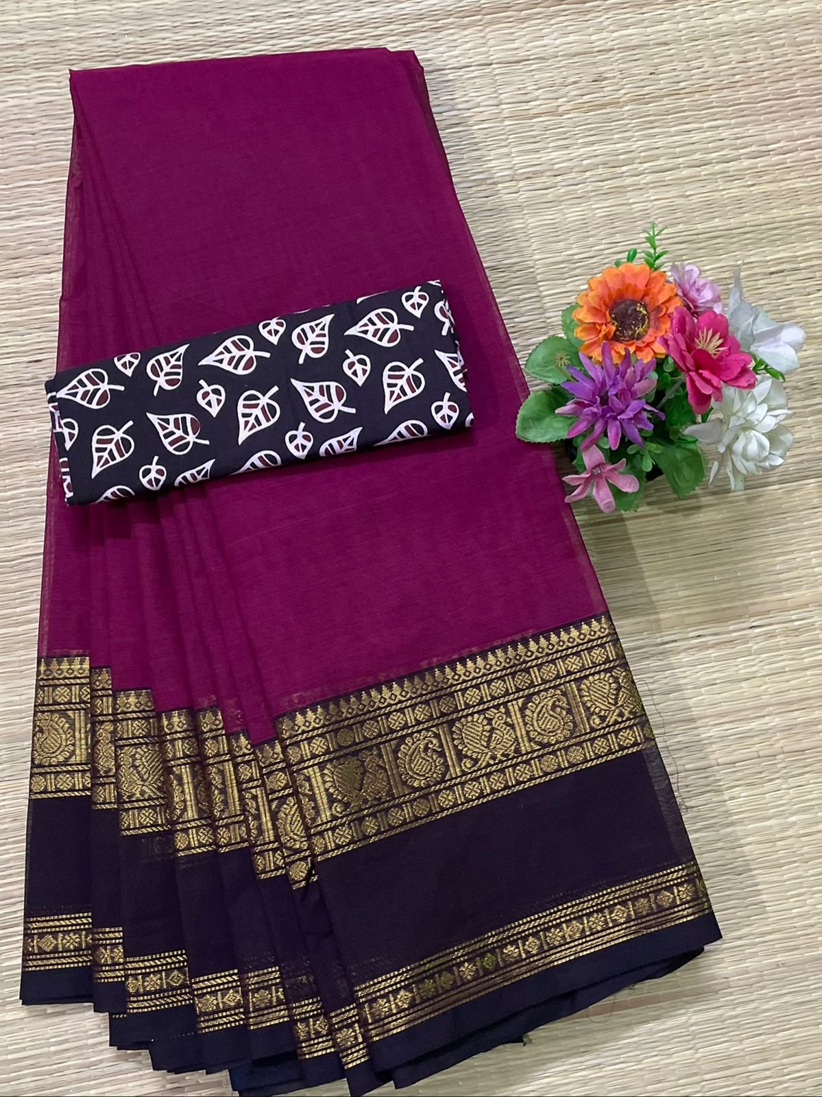 Handloom Kanchi Cotton Saree - Wine
