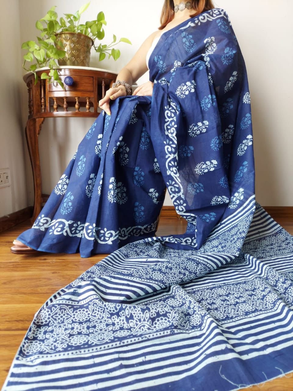 Mul Mul Cotton Saree - Navy Blue with White Prints