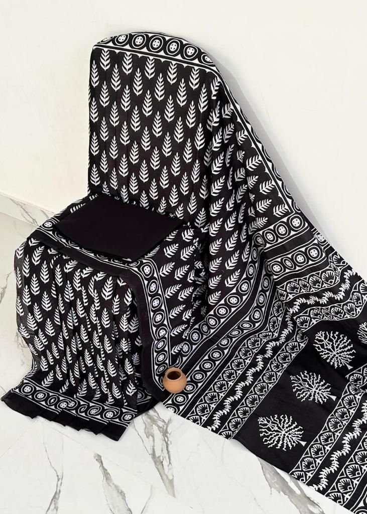 Mul Mul Cotton Saree - Black & White