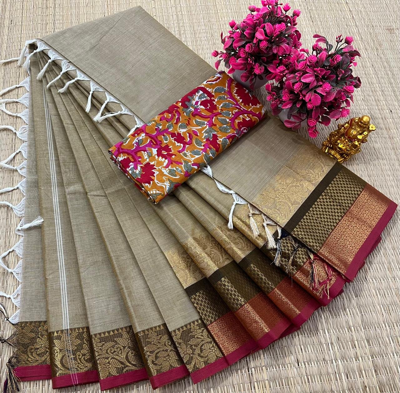 Kanchi Cotton Plain Saree - Beige